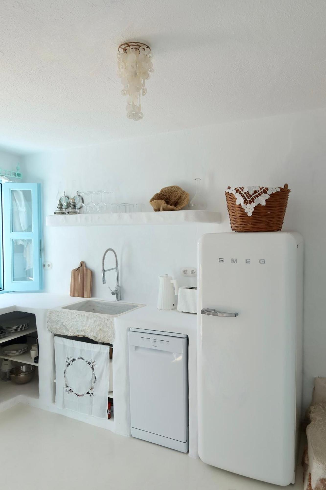 Salt Retreat - Seafront Villa Χάλκη Εξωτερικό φωτογραφία